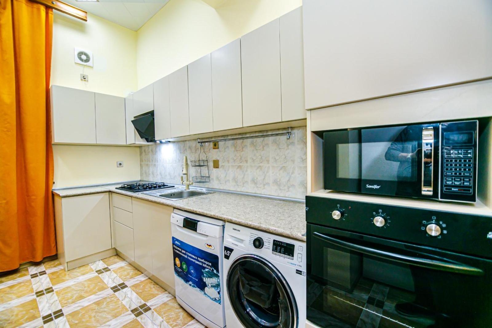 Targovi 2 Room Lux Home Otto Baku Exterior foto
