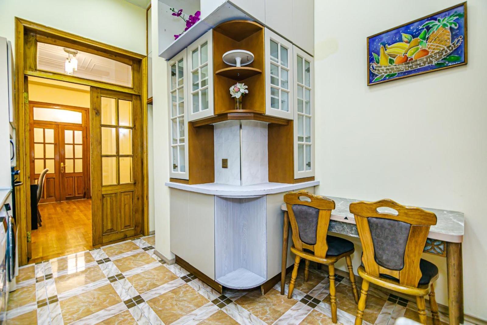 Targovi 2 Room Lux Home Otto Baku Exterior foto